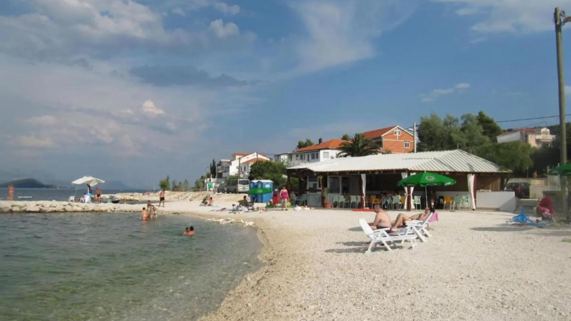 Spacious Apartment In Arbanija With Terrace Trogir Croatia